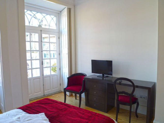 Guimaraes Studios Lounge Room photo