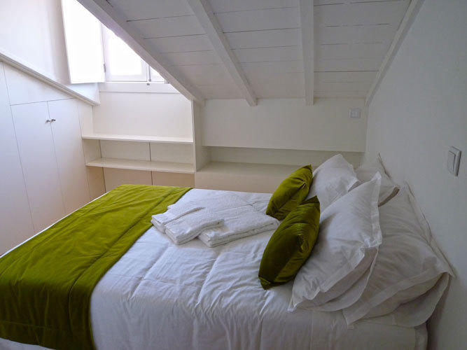 Guimaraes Studios Lounge Room photo